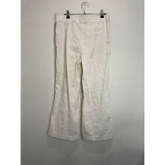 Theory Wide Crop Pant in Good White Linen - Picture 8 of 10